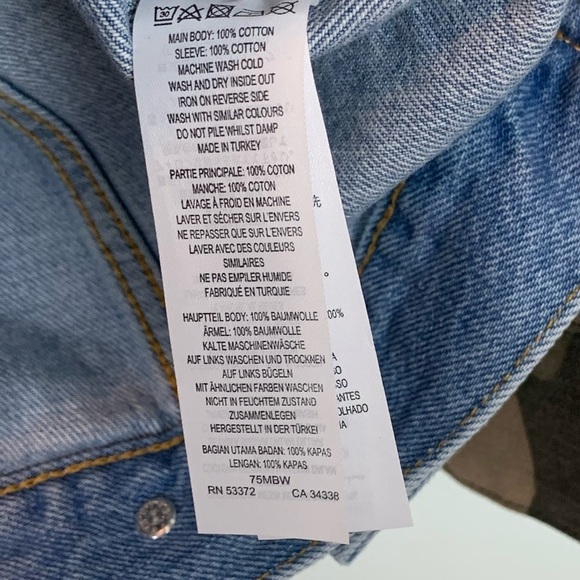 NWT French Connection Tyra Western Camo Jean Jacke - Picture 8 of 8